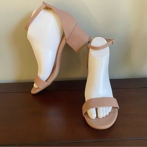 TOP Moda Women's Beige Ankle Strap Sandals Sz 8